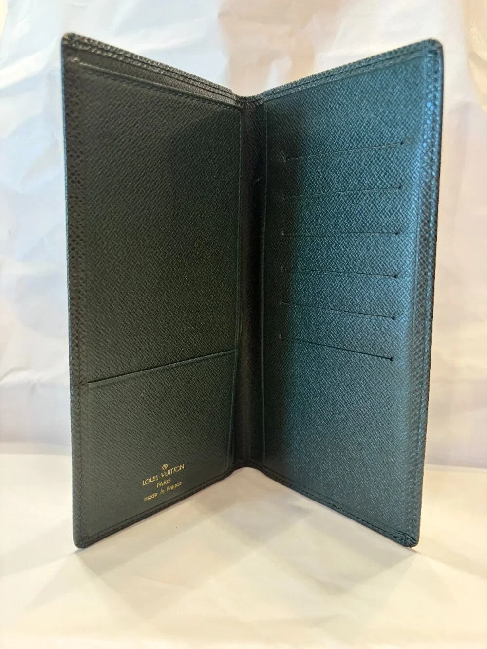 Men's or Women's Louis Vuitton Hunter Green Checkbook Cover, Wallet, July 1995